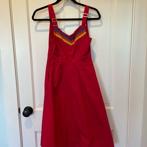 ModCloth Red Cotton Spring Dress. - Picture 3 of 11
